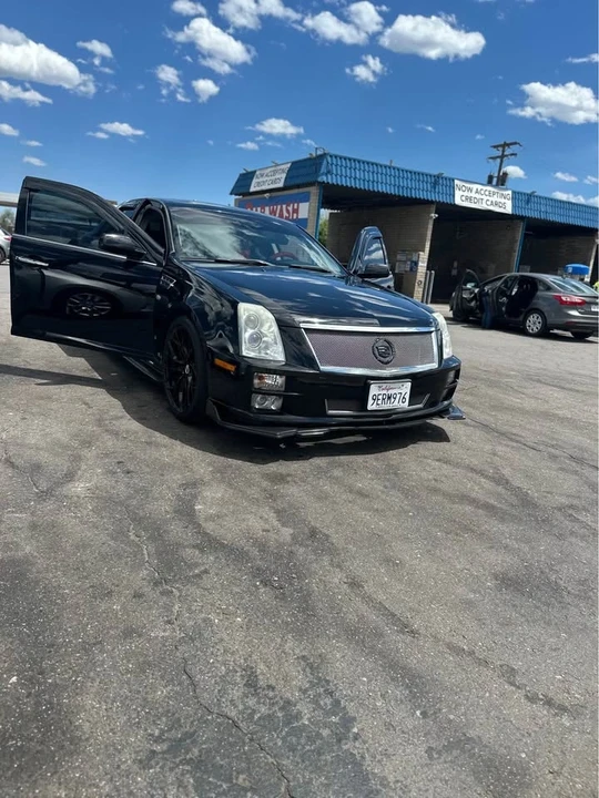 2008 Cadillac STS-V - Image 6 of 9