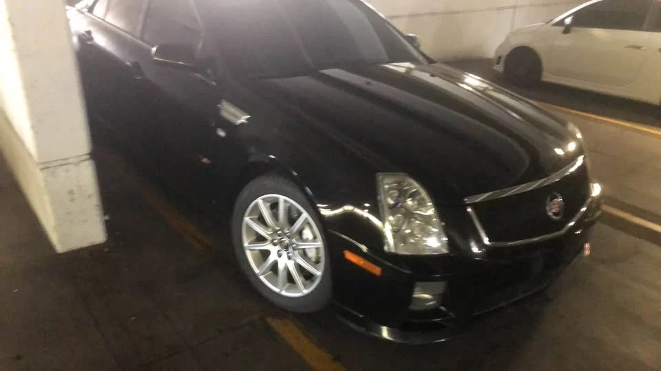 2008 Cadillac STS-V - Image 6 of 8