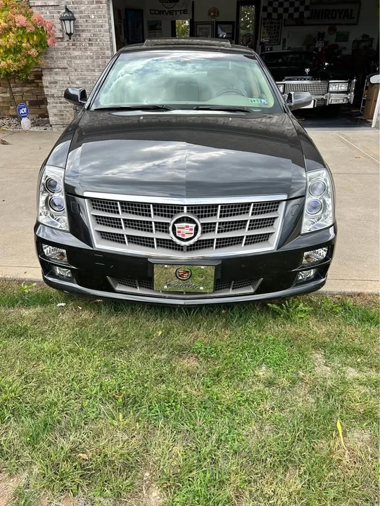 2008 Cadillac STS-V - Image 3 of 10