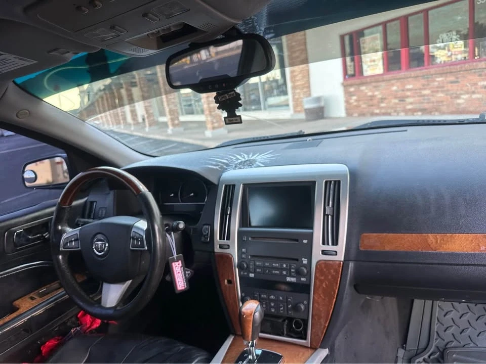 2008 Cadillac STS-V - Image 2 of 9