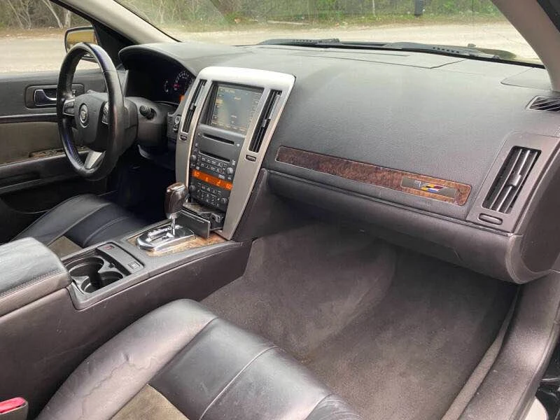 2008 Cadillac STS-V - Image 10 of 16