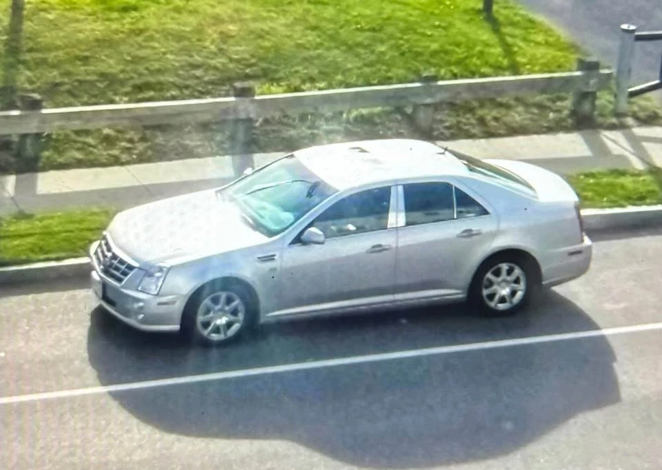 2008 Cadillac STS-V - Image 4 of 4