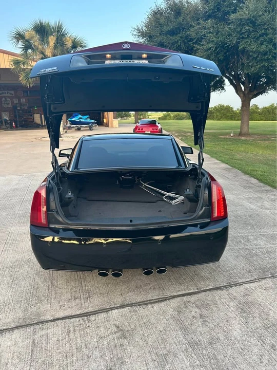 2008 Cadillac XLR - Image 9 of 14