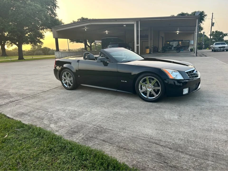 2008 Cadillac XLR - Image 7 of 14