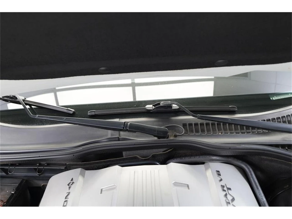 2008 Cadillac XLR - Image 27 of 31