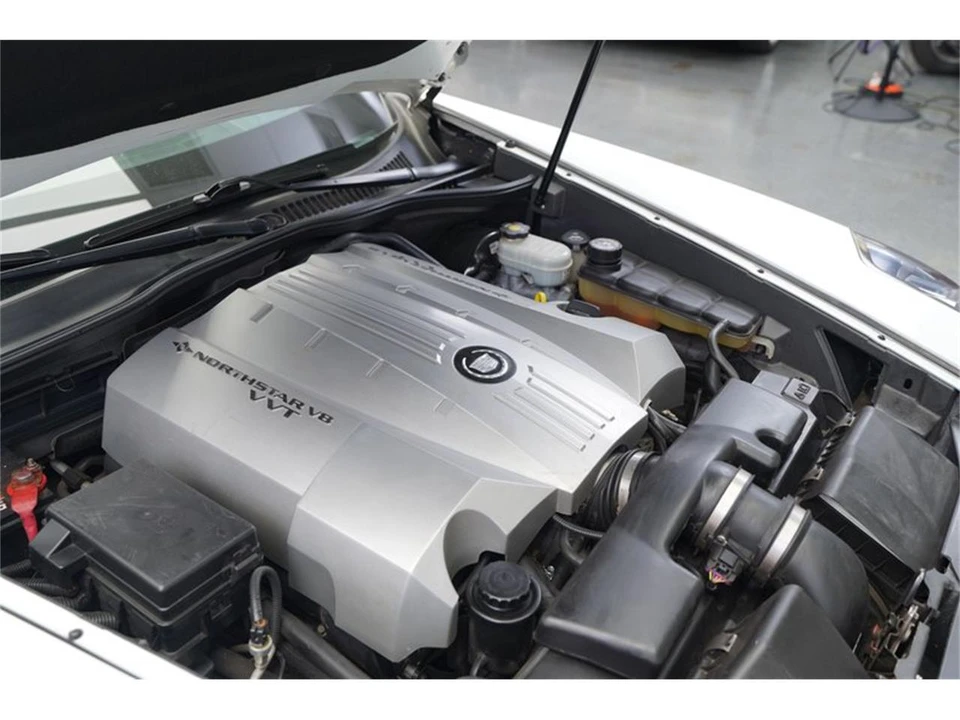 2008 Cadillac XLR - Image 17 of 31