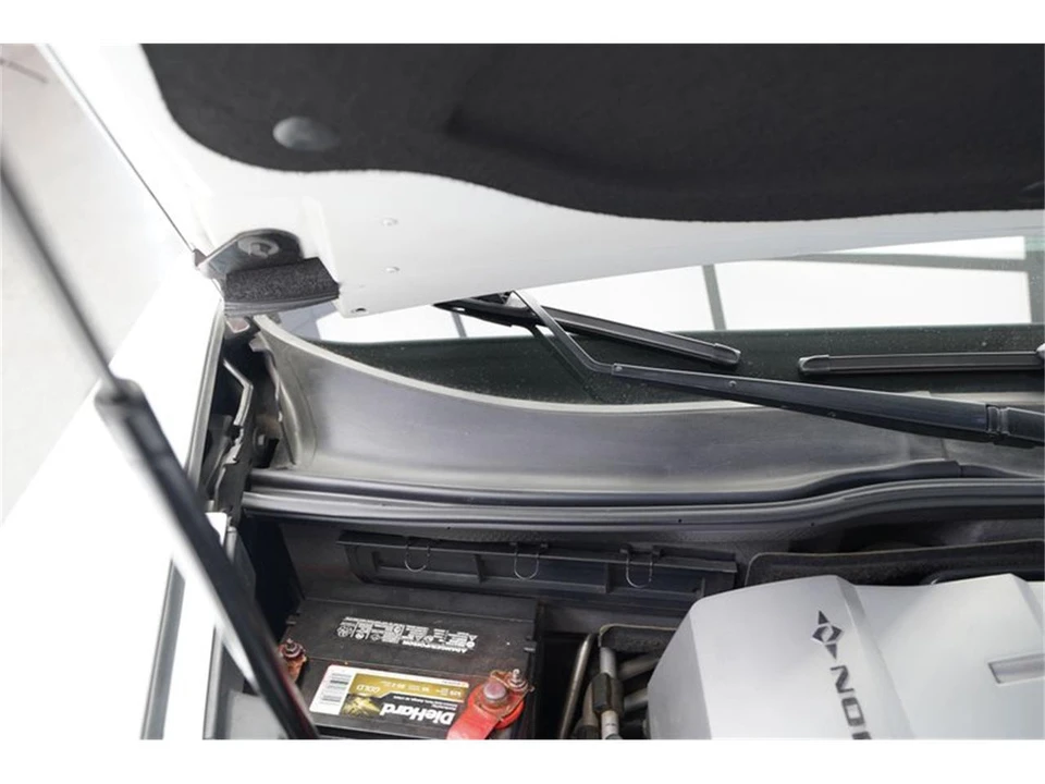2008 Cadillac XLR - Image 28 of 31