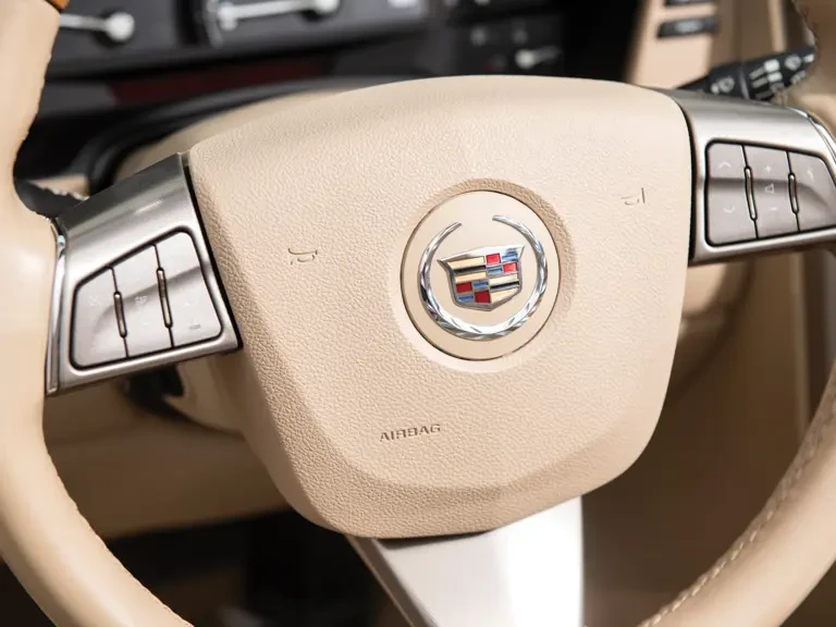 2008 Cadillac XLR - Image 9 of 19