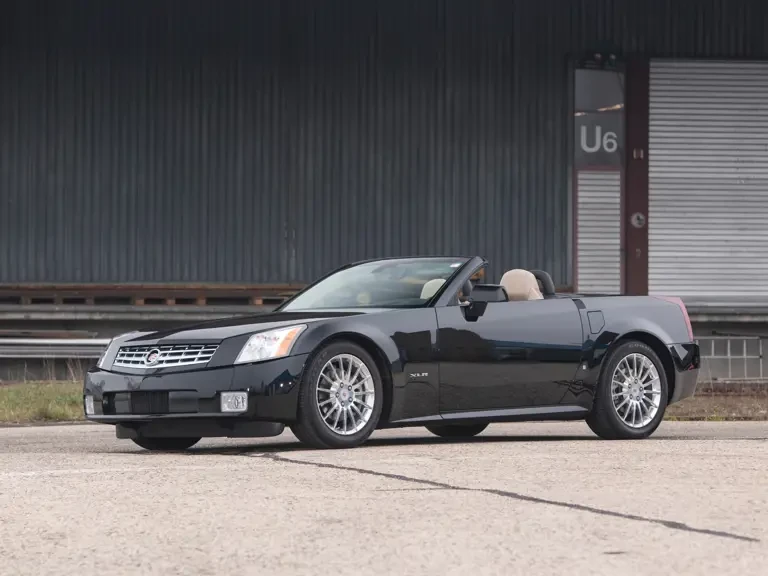 2008 Cadillac XLR - Image 2 of 19