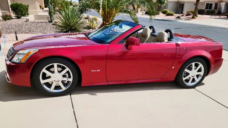 2008 Cadillac XLR - Image 2 of 8