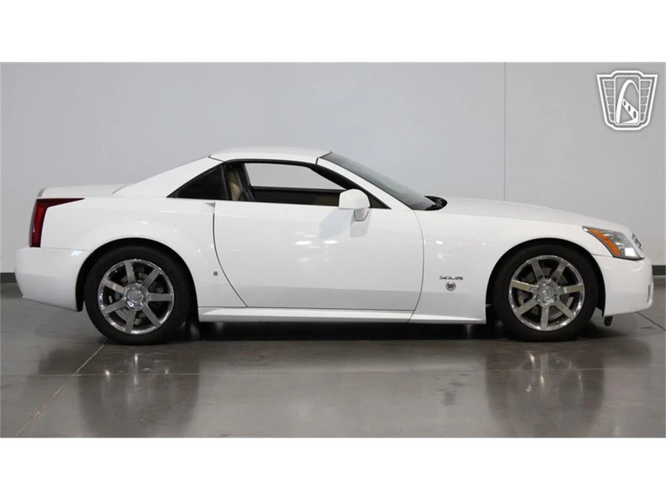 2008 Cadillac XLR - Image 26 of 31