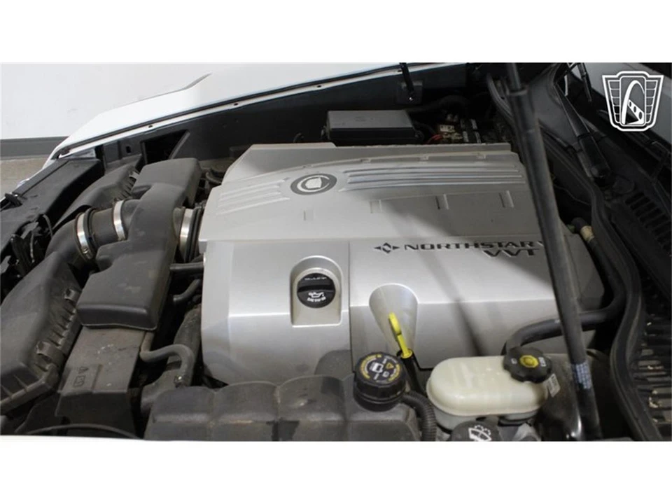 2008 Cadillac XLR - Image 12 of 31