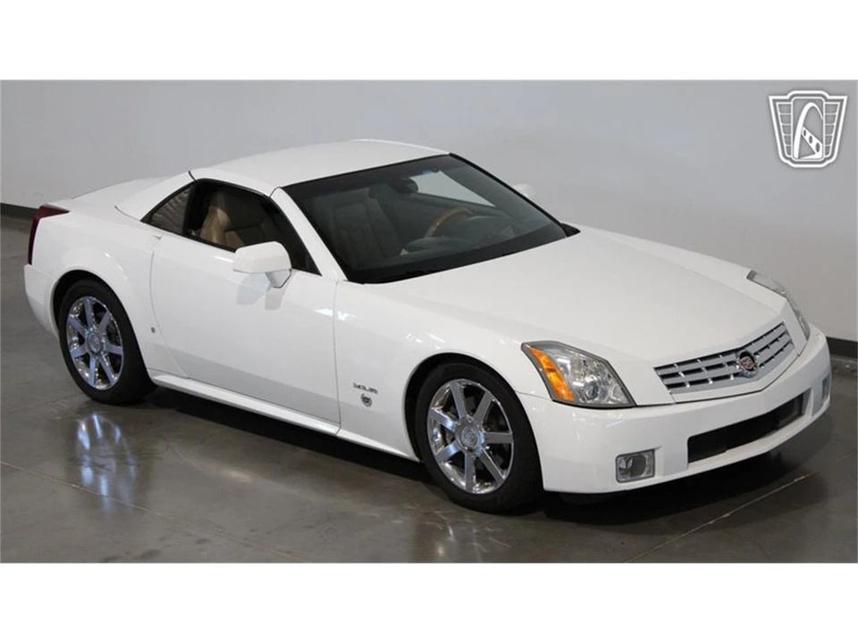 2008 Cadillac XLR - Image 17 of 31