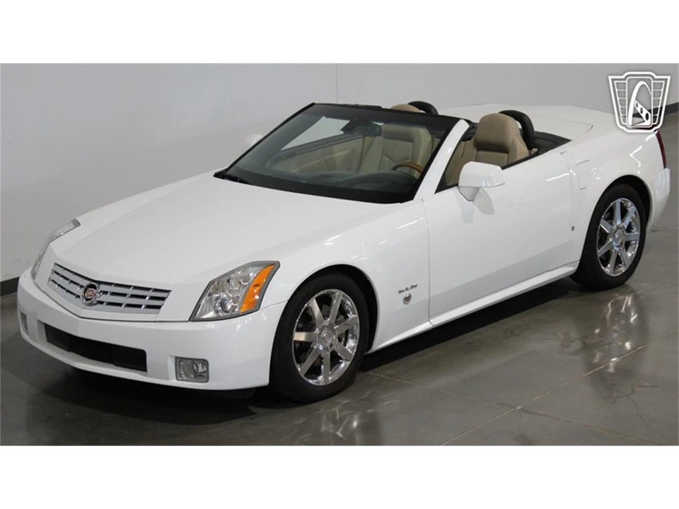 2008 Cadillac XLR - Image 23 of 31