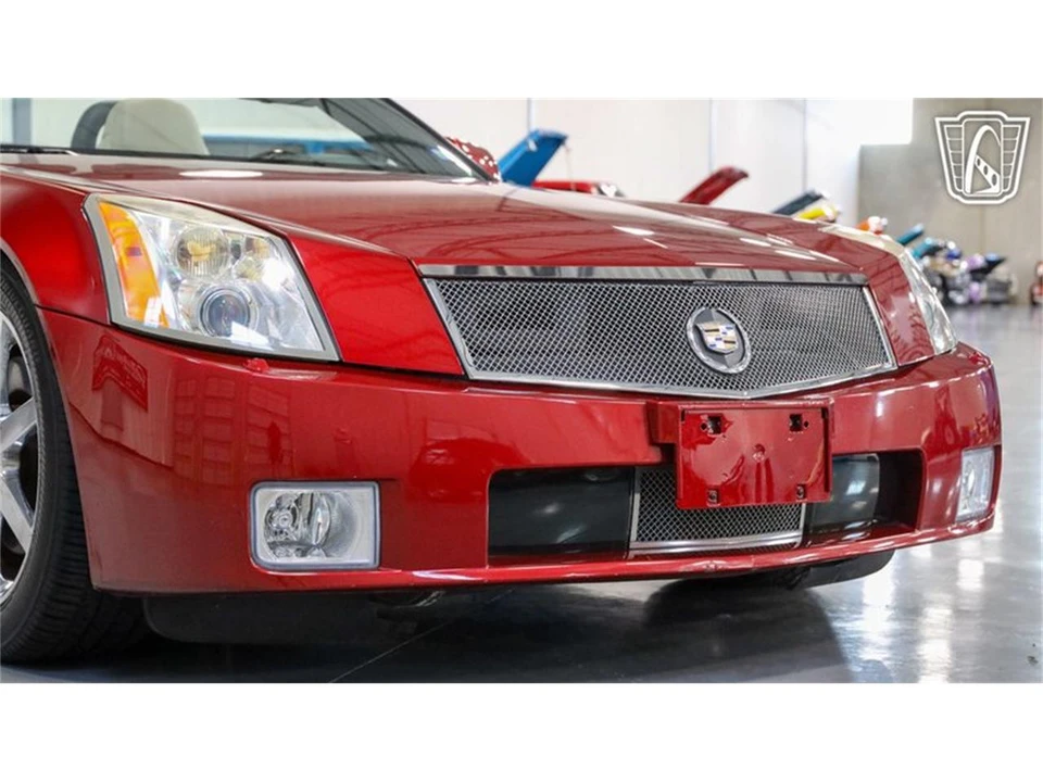 2008 Cadillac XLR - Image 7 of 31