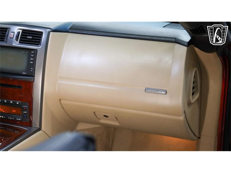 2008 Cadillac XLR - Image 20 of 31