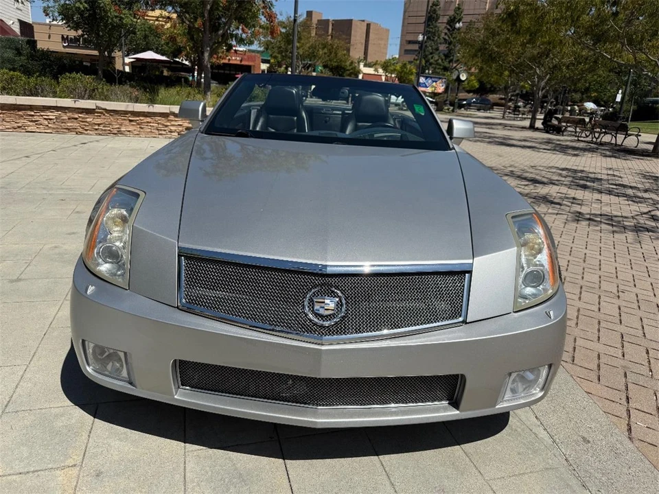 2008 Cadillac XLR - Image 4 of 25