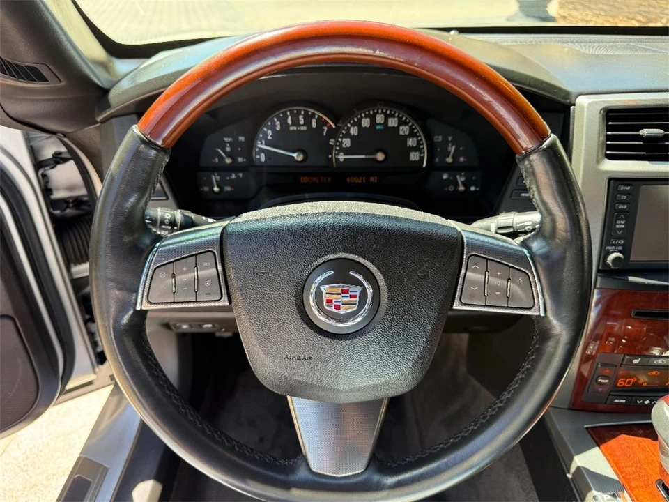 2008 Cadillac XLR - Image 20 of 25