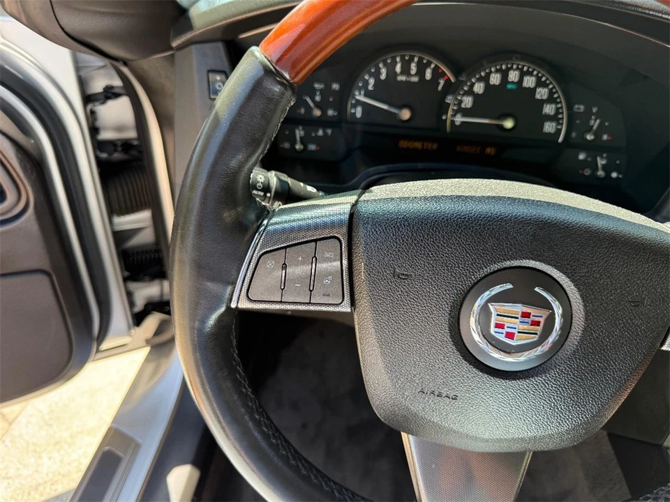 2008 Cadillac XLR - Image 21 of 25