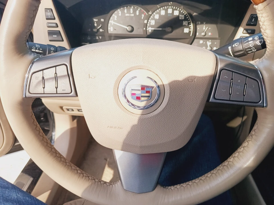 2008 Cadillac XLR - Image 10 of 13
