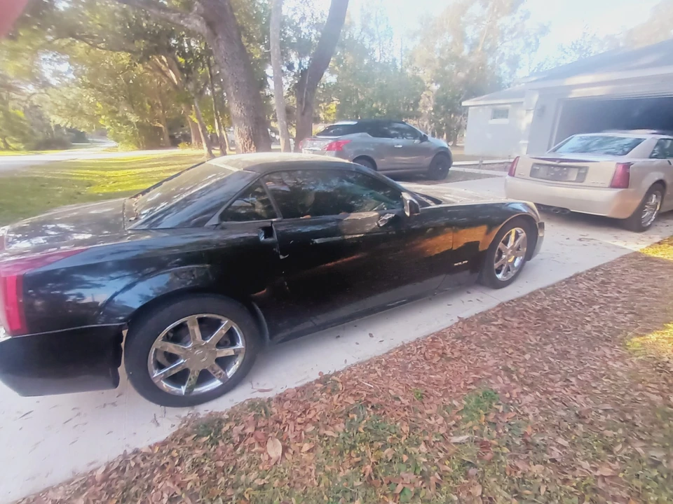 2008 Cadillac XLR - Image 4 of 13
