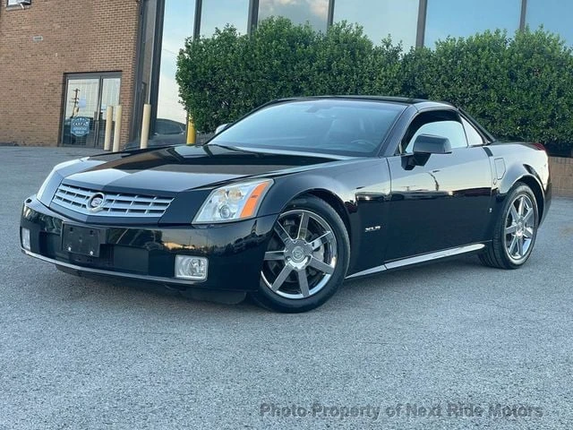 2008 Cadillac XLR - Image 2 of 30