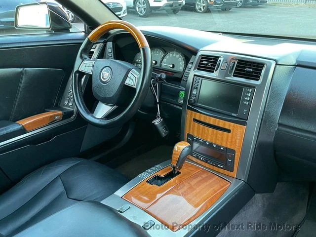 2008 Cadillac XLR - Image 18 of 30