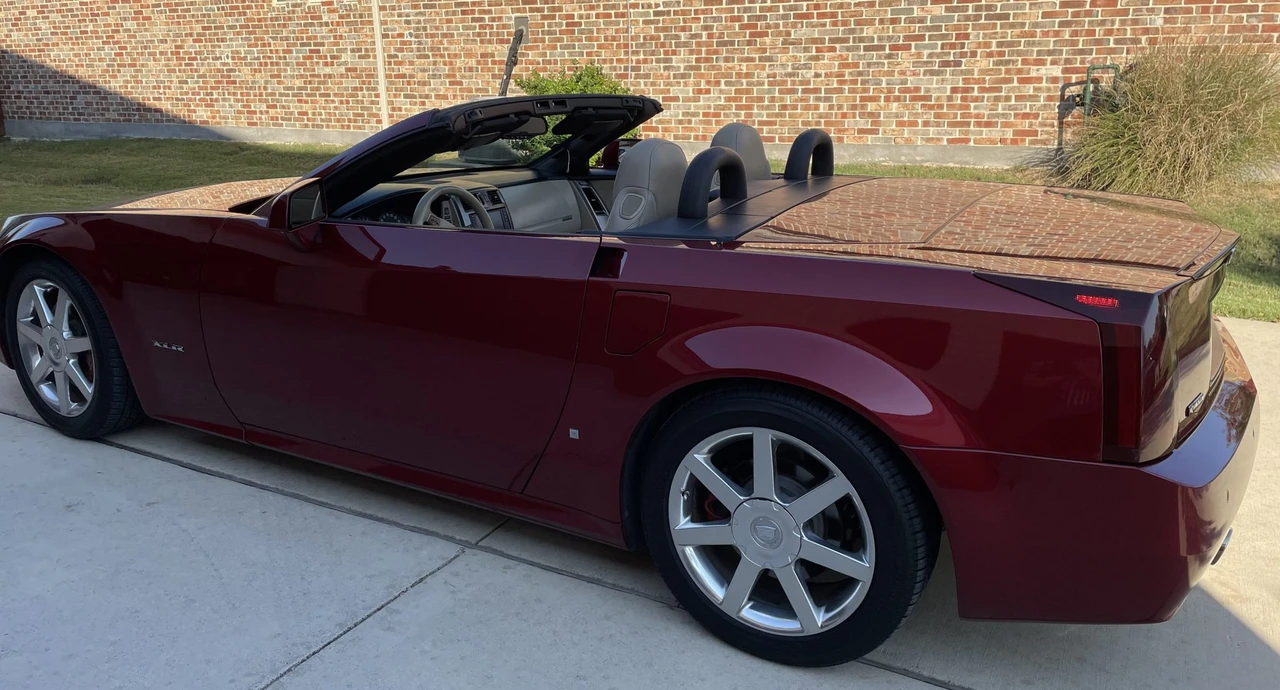 2008 Cadillac XLR - Image 11 of 31