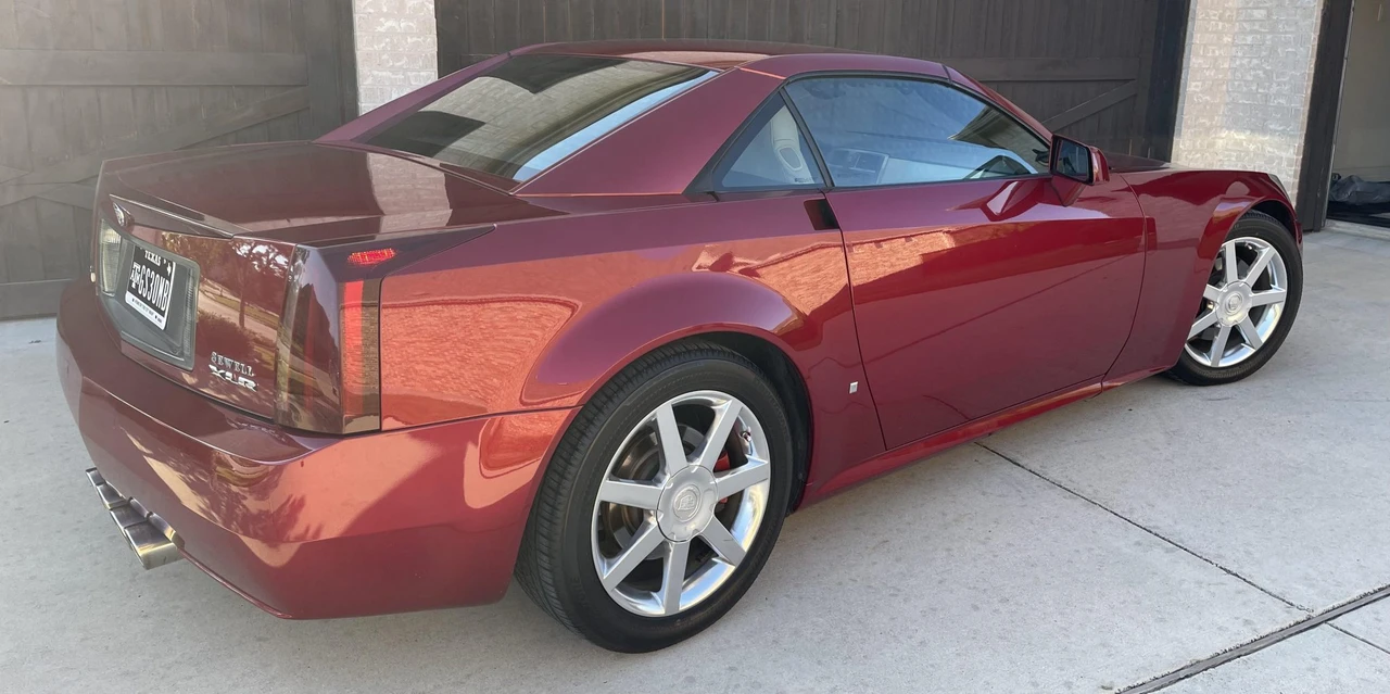 2008 Cadillac XLR - Image 16 of 31