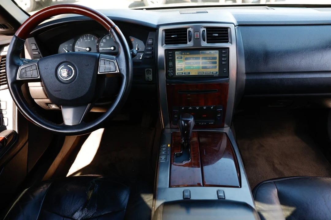 2008 Cadillac XLR - Image 2 of 12