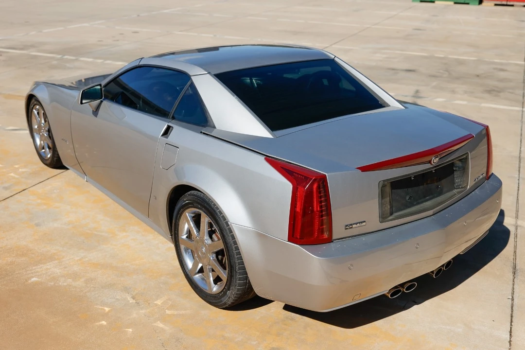 2008 Cadillac XLR - Image 5 of 12