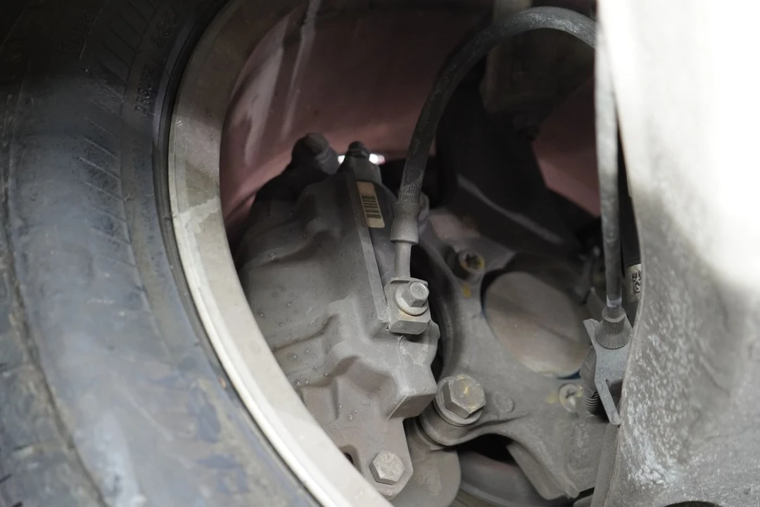 2008 Cadillac XLR - Image 27 of 31