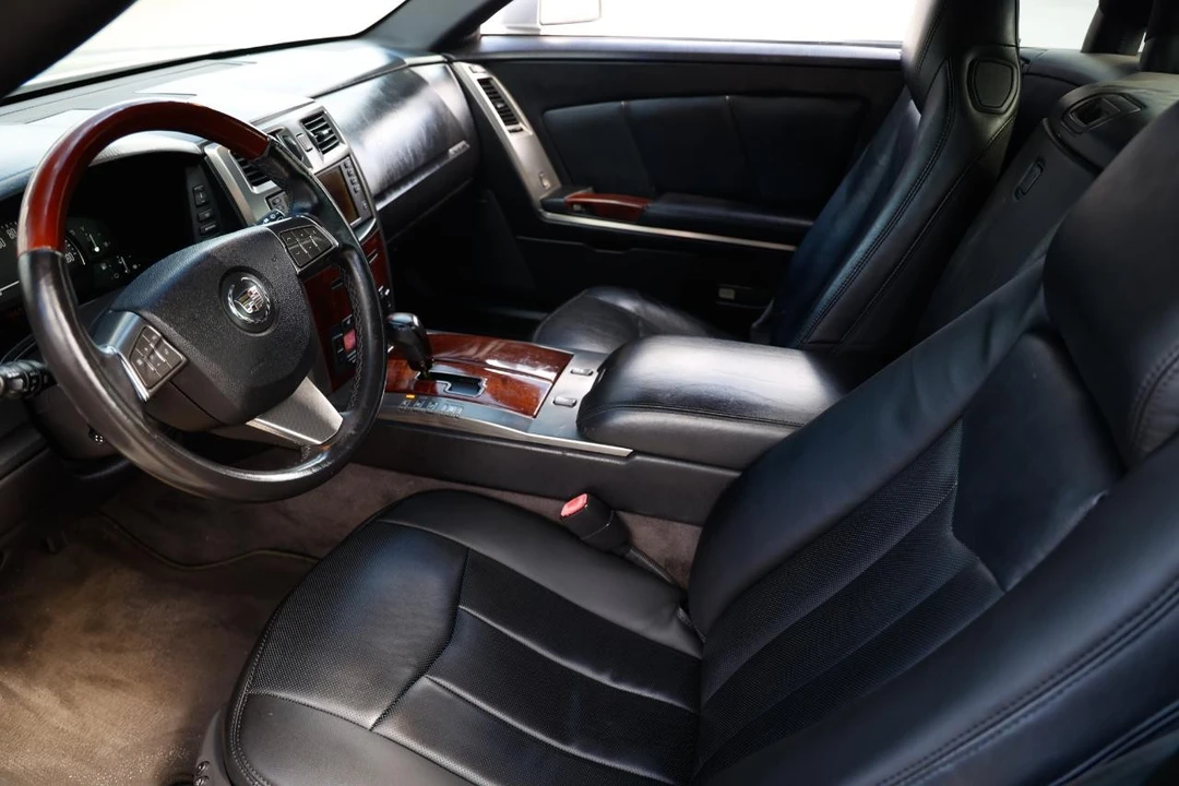 2008 Cadillac XLR - Image 4 of 21