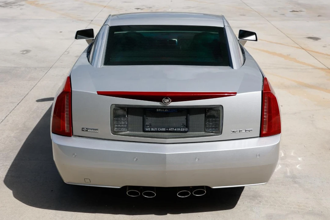 2008 Cadillac XLR - Image 9 of 21
