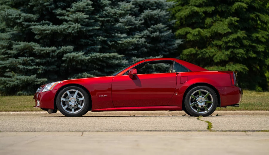 2008 Cadillac XLR - Image 2 of 21