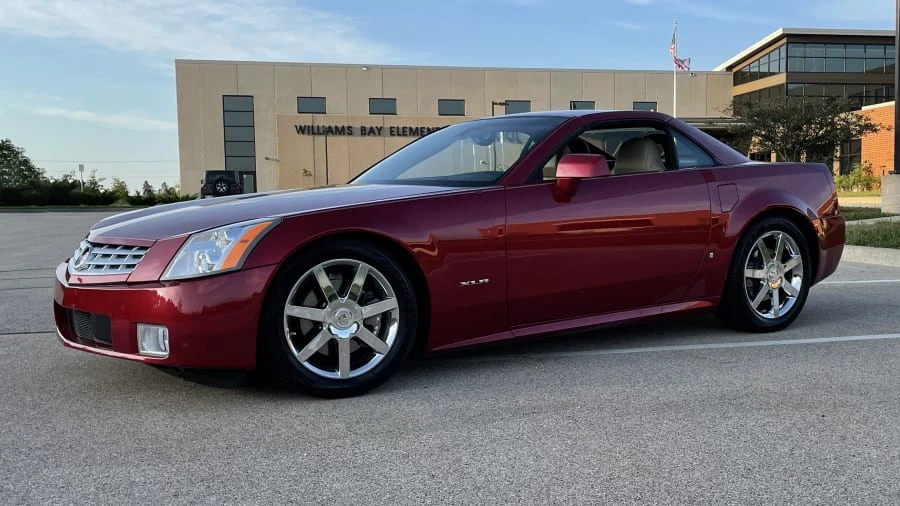 2008 Cadillac XLR - Image 11 of 15