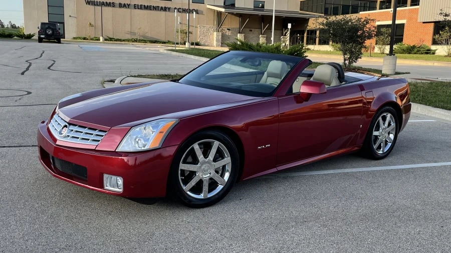 2008 Cadillac XLR - Image 12 of 15