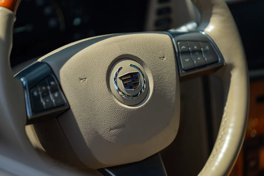 2008 Cadillac XLR - Image 16 of 21
