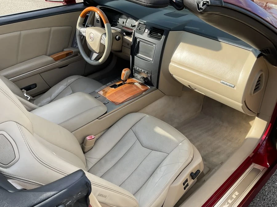 2008 Cadillac XLR - Image 7 of 13