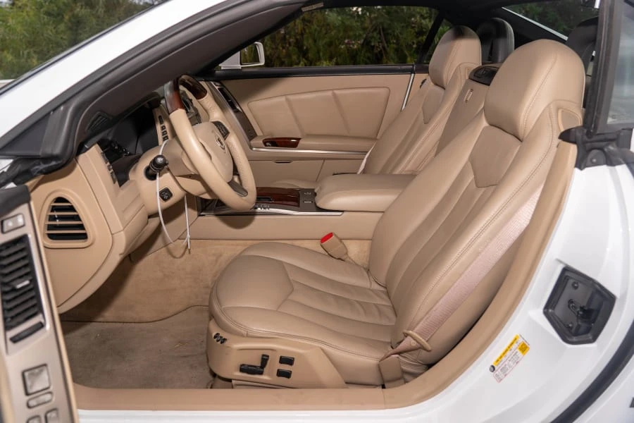 2008 Cadillac XLR - Image 27 of 31