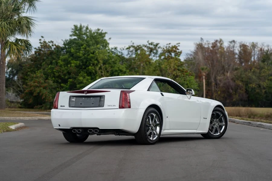 2008 Cadillac XLR - Image 4 of 31