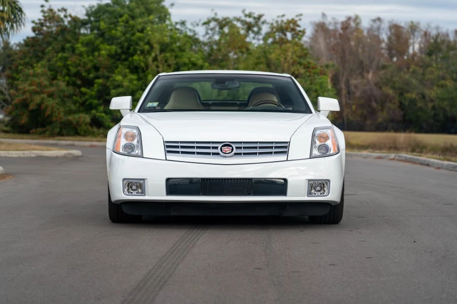2008 Cadillac XLR - Image 5 of 31