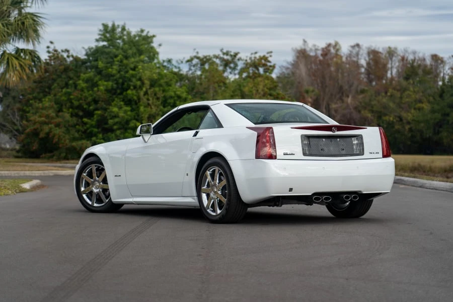 2008 Cadillac XLR - Image 3 of 31