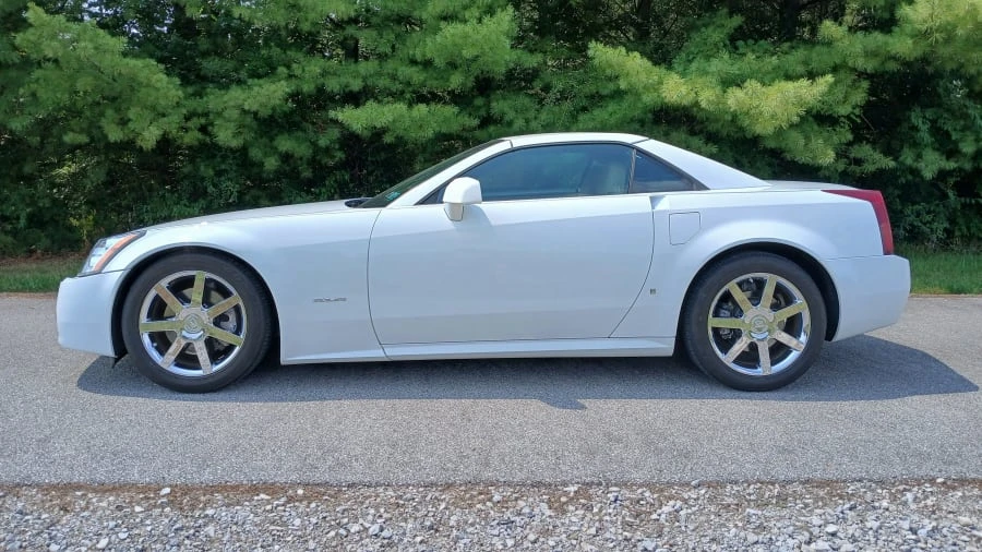 2008 Cadillac XLR - Image 4 of 8