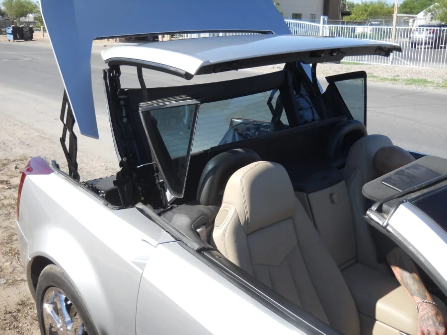 2008 Cadillac XLR - Image 7 of 11