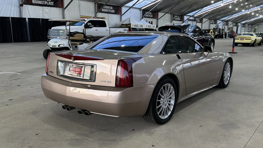 2008 Cadillac XLR - Image 11 of 31