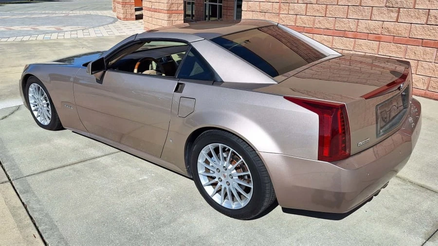 2008 Cadillac XLR - Image 9 of 31