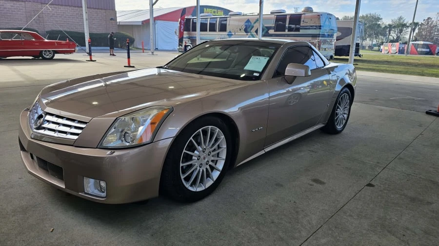 2008 Cadillac XLR - Image 17 of 31