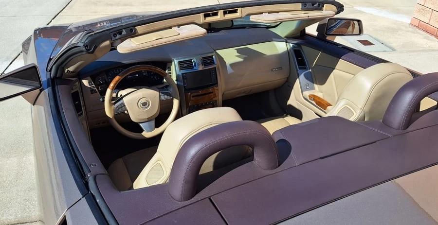 2008 Cadillac XLR - Image 22 of 31