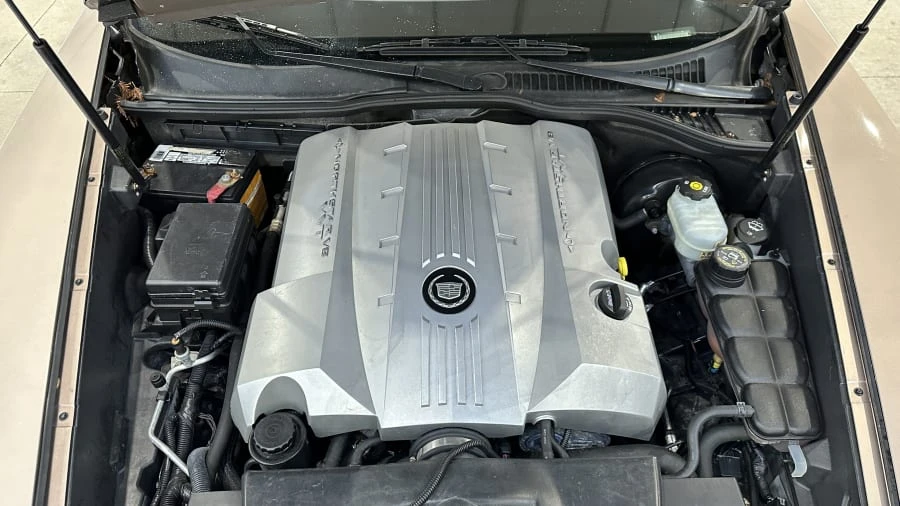 2008 Cadillac XLR - Image 29 of 31